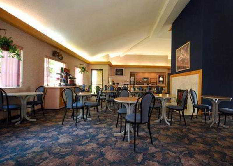 เบย์มอนต์ บาย วินด์แฮม คอปลีย์ เอครอน Hotel Copley ภายนอก รูปภาพ